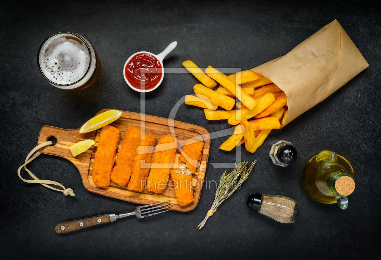Bild-Nr.: 11919755 Fischstäbchen mit Pommes und Bier erstellt von xfotostudio