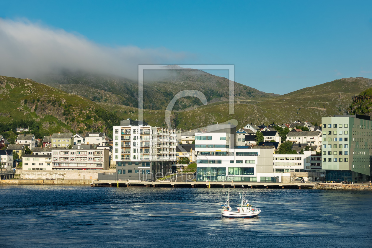 Bild-Nr.: 11927368 Fischerboot in Hammerfest Bild-Nr.: 11927368 Fischerboot in Hammerfest erstellt von Ködder, Rico