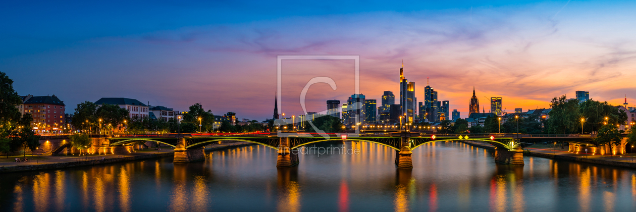 Bild-Nr.: 11932957 Frankfurt Panorama am Abend erstellt von Bart-Achilles