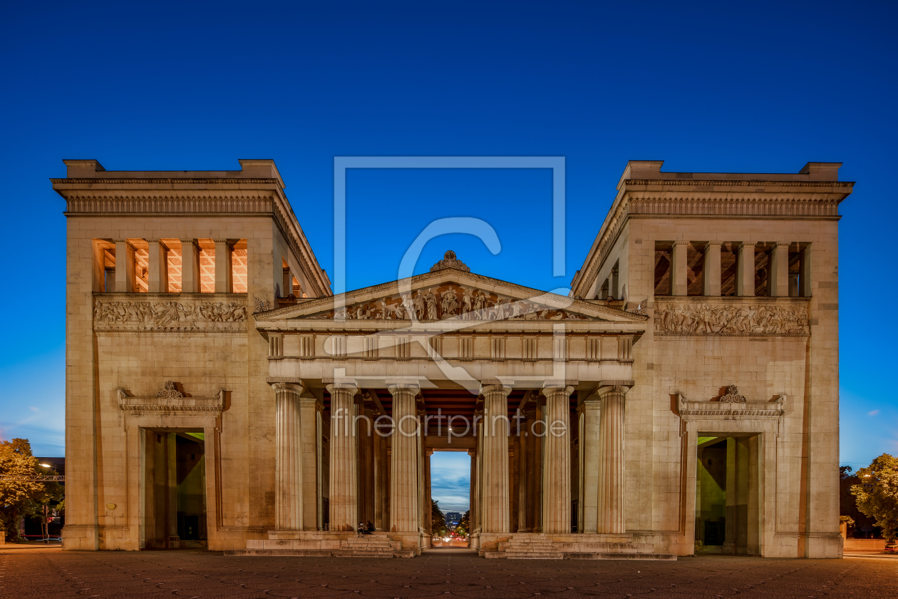 Bild-Nr.: 11934228 Propyläen Königsplatz München erstellt von Achim Thomae