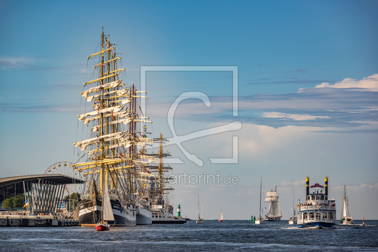 Bild-Nr.: 11935457 Hafeneinfahrt Warnemünde erstellt von FotoDeHRO