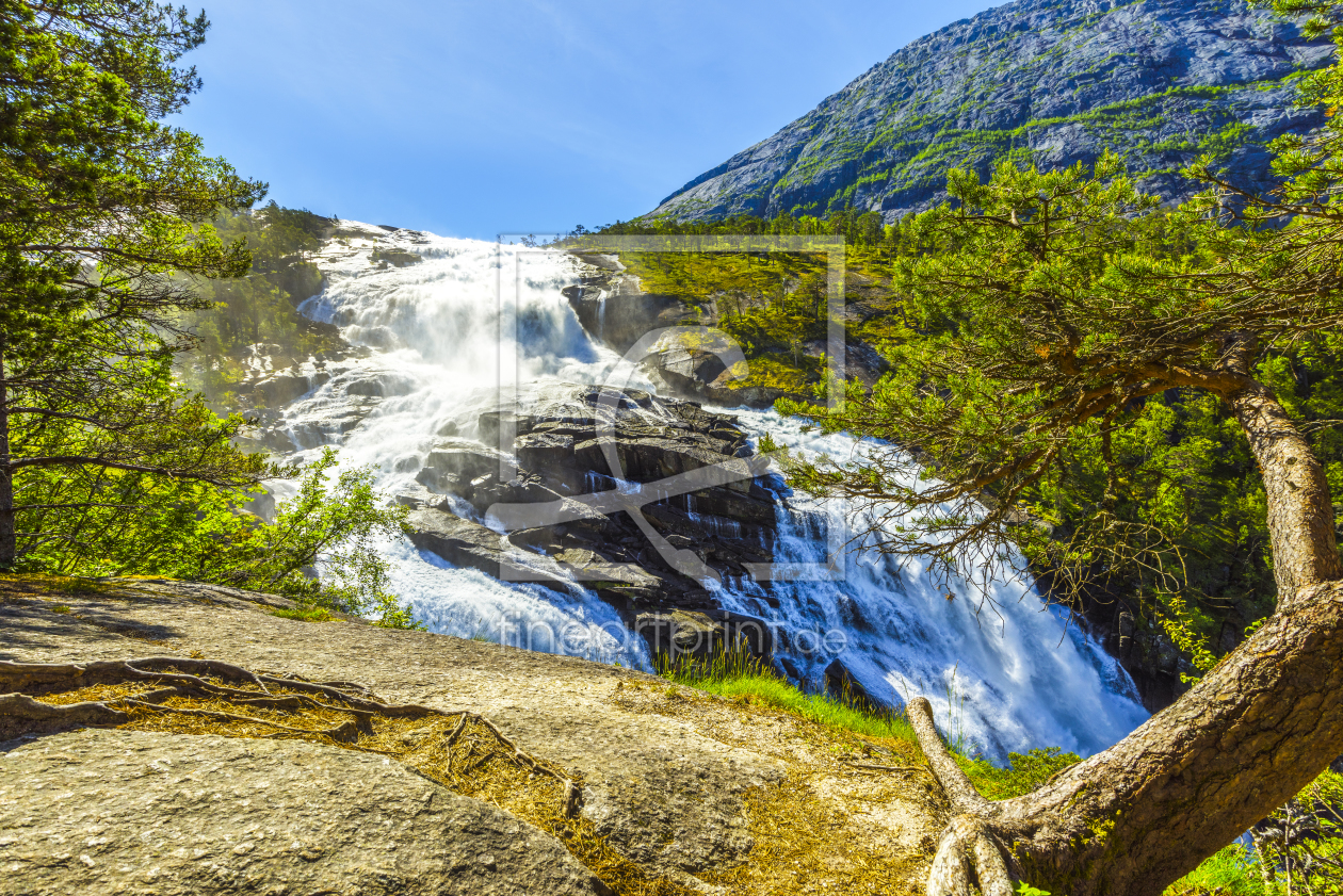 Bild-Nr.: 11940058 Tosender Wasserfall in Norwegen erstellt von KundenNr-160338