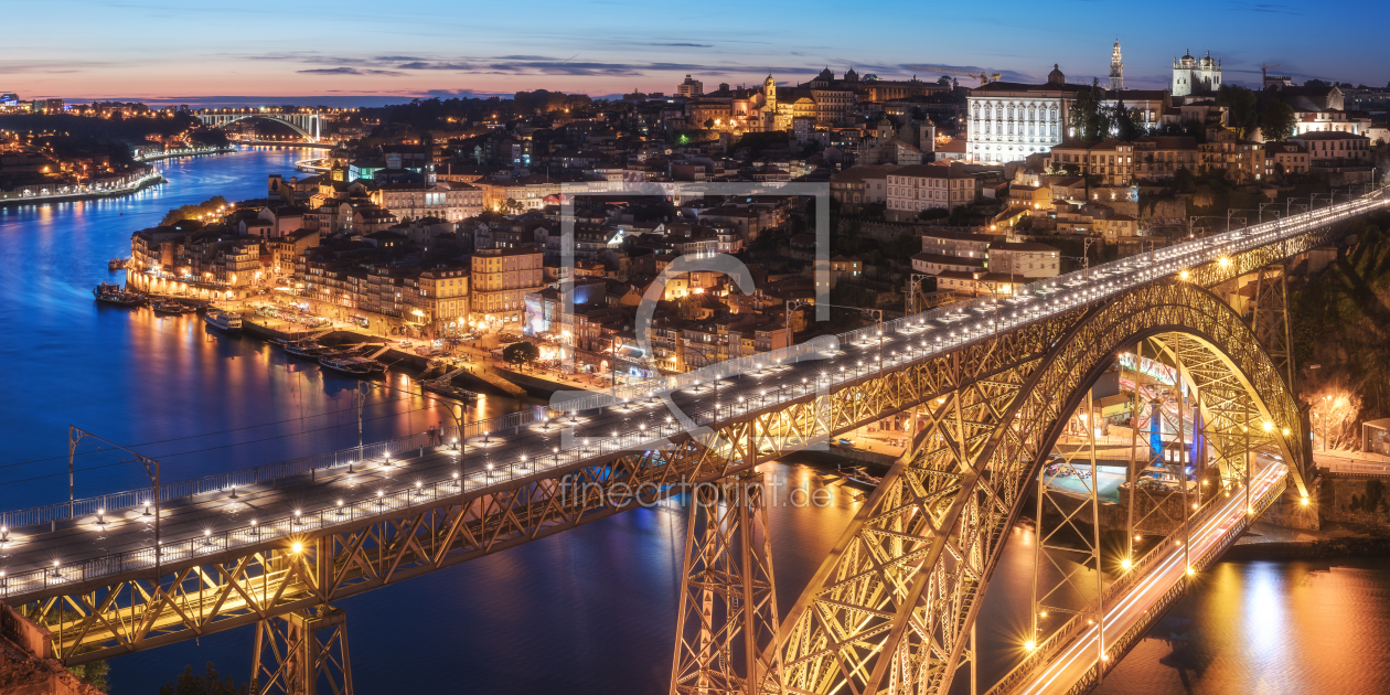 Bild-Nr.: 11947904 Portugal - Porto Panorama Blaue Stunde erstellt von Jean Claude Castor