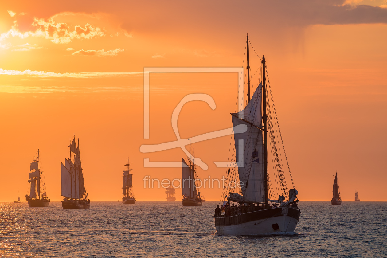 Bild-Nr.: 11949590 Segelschiffe im Sonnenuntergang erstellt von Rico Ködder