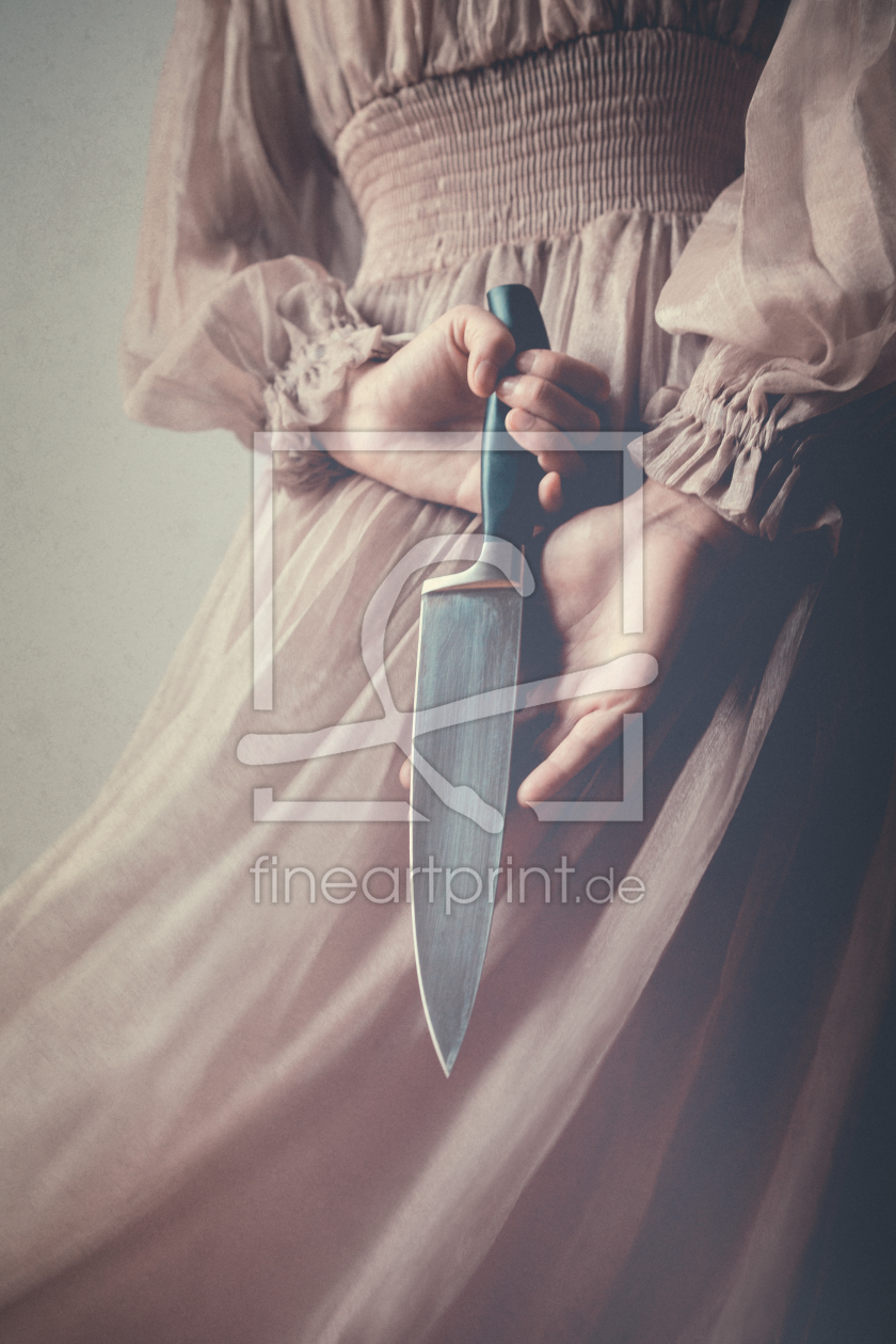 Bild-Nr.: 11970610 Girl holding a knife erstellt von FabioSozza-FineArtPhotography