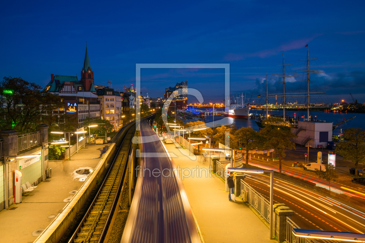 Bild-Nr.: 11970795 Hamburg Landungsbrücken S-Bahnhof erstellt von euregiophoto