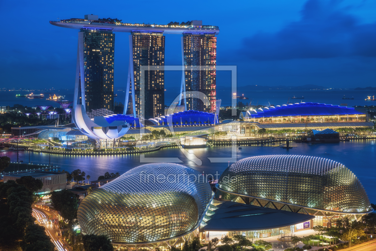 Bild-Nr.: 11980945 Singapur Marina Bay zur blauen Stunde erstellt von Jean Claude Castor
