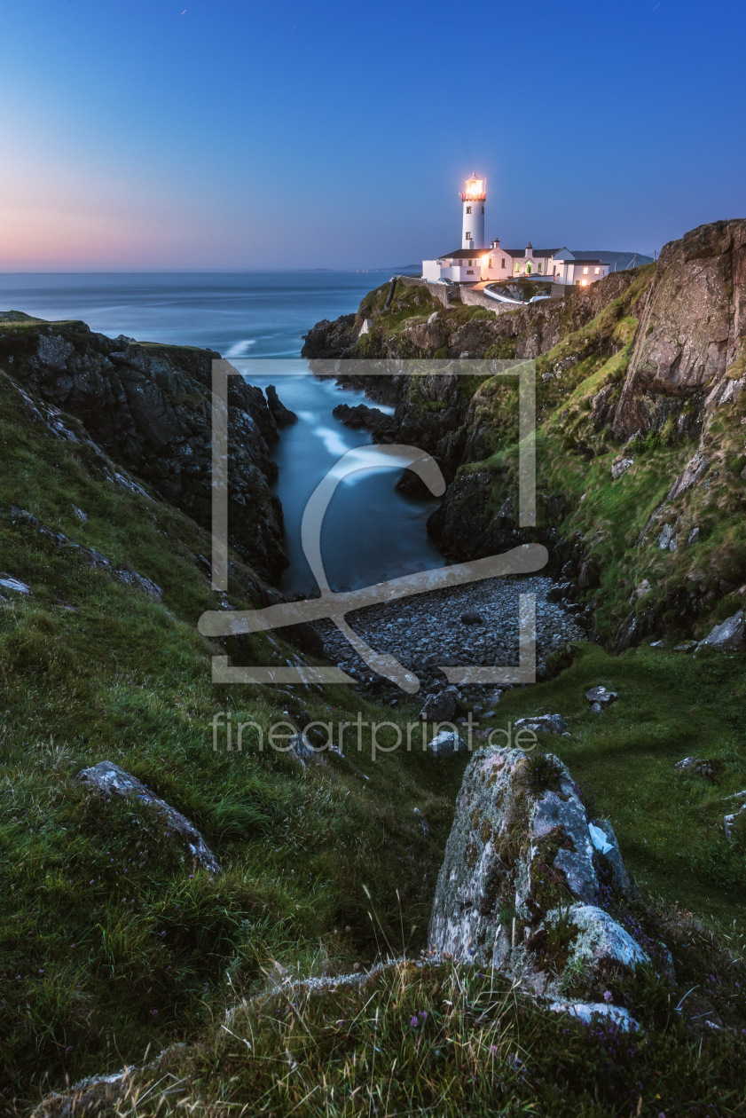 Bild-Nr.: 11987744 Irland Fanad Head Leuchtturm Blaue Stunde erstellt von Jean Claude Castor