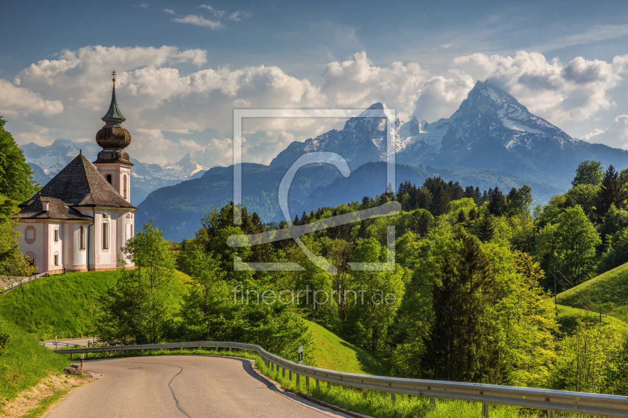 Bild-Nr.: 11989791 Wallfahrtskirche Maria Gern vor Watzmann erstellt von Thomas Herzog