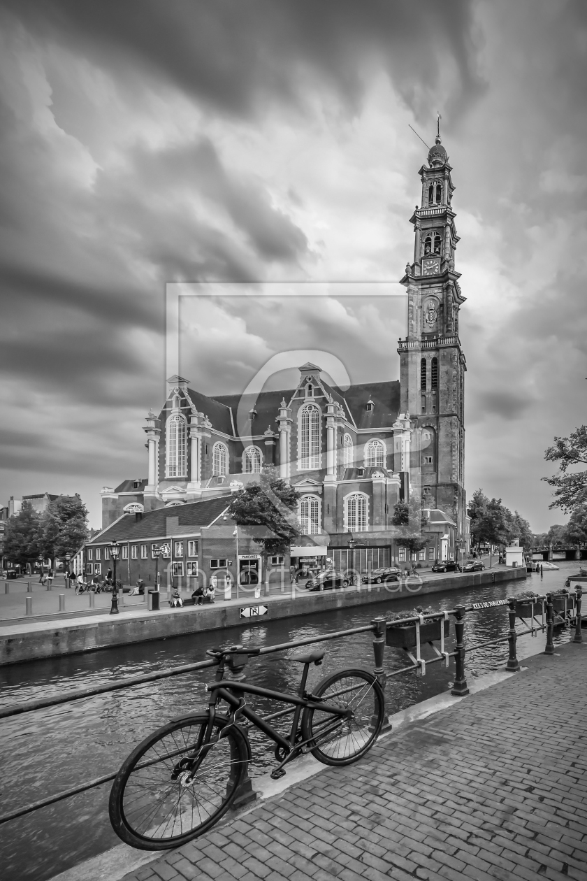 Bild-Nr.: 11995501 AMSTERDAM Westerkerk und Prinsengracht - monochrom erstellt von Melanie Viola