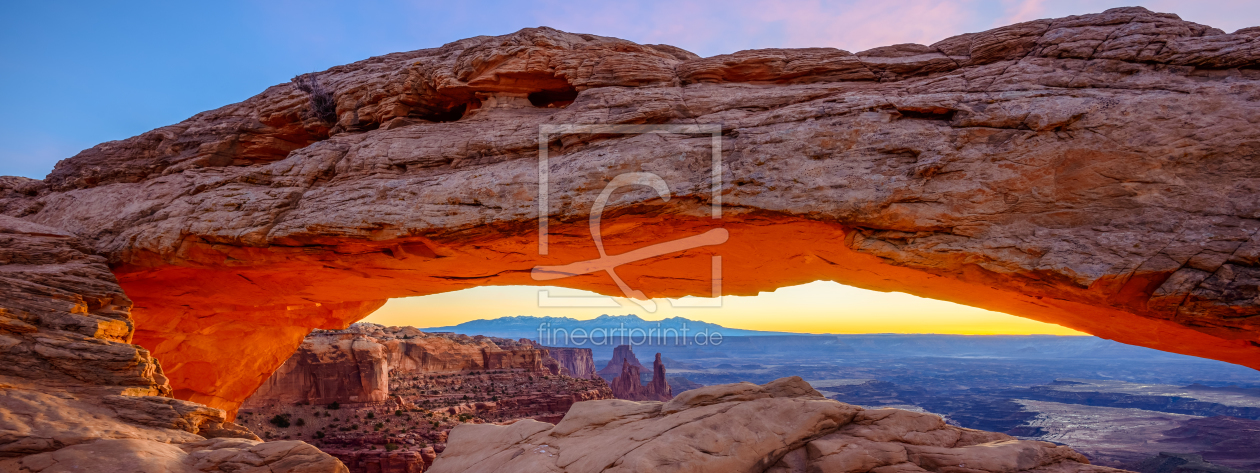 Bild-Nr.: 11998153 Mesa Arch erstellt von Radek  Hofman