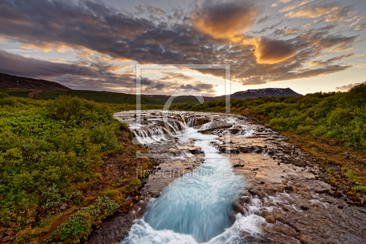 Bild-Nr.: 12004720 Wasserfall wilde Landschaft Sonnenuntergang erstellt von lichtjahr21