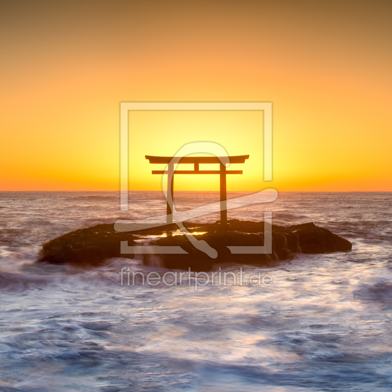 Bild-Nr.: 12012015 Japanisches Torii am Meer erstellt von eyetronic