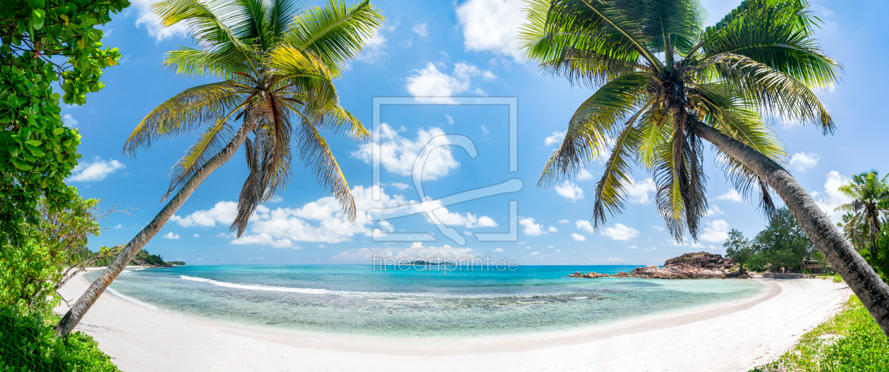 Bild-Nr.: 12044898 Tropischer Palmenstrand mit Blick aufs Meer erstellt von eyetronic