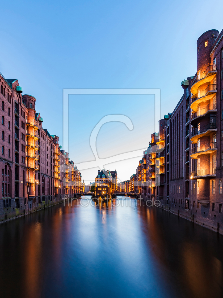 Bild-Nr.: 12059780 Speicherstadt mit dem Wasserschloss in Hamburg erstellt von dieterich