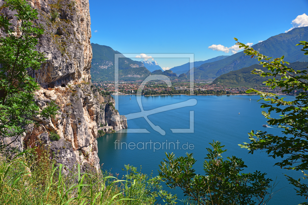 Bild-Nr.: 12061572 Rivablick von der Alten Ponale Straße Gardasee erstellt von SusaZoom