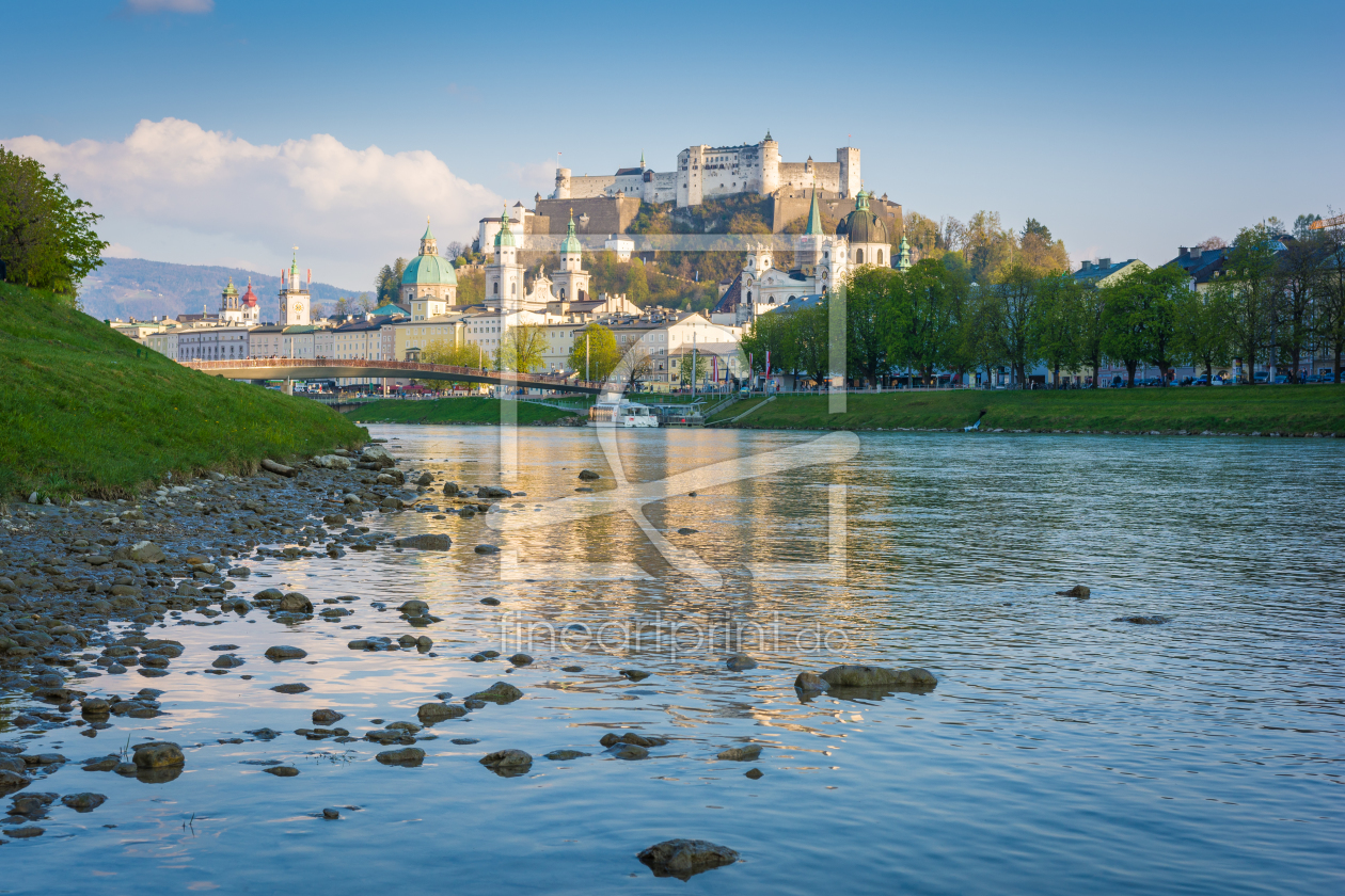 Bild-Nr.: 12065304 Salzburg - Altstadt mit Festung erstellt von Martin Martin Wasilewski