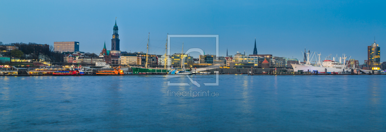Bild-Nr.: 12072708 Hamburg Skyline  Panorama  erstellt von Ursula Reins