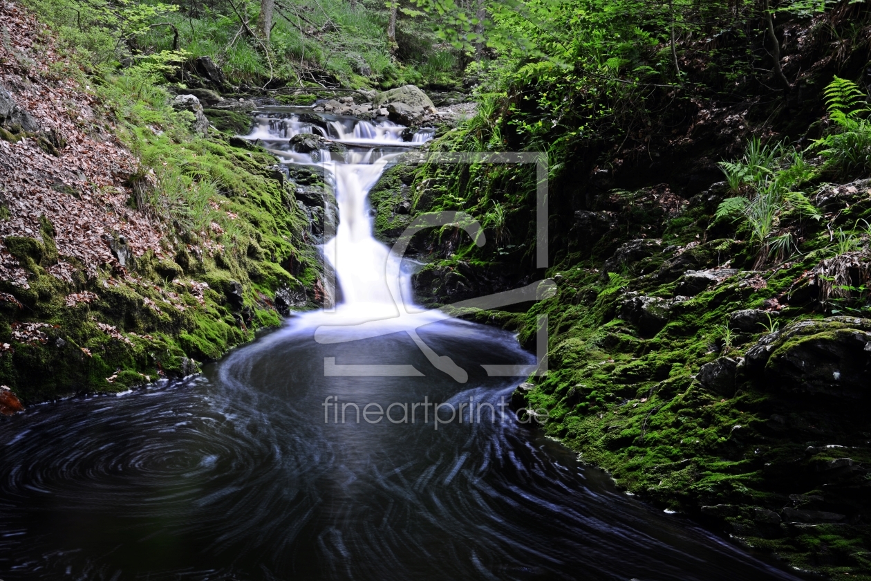 Bild-Nr.: 12074362 kleiner Wasserfall erstellt von Bettina Schnittert