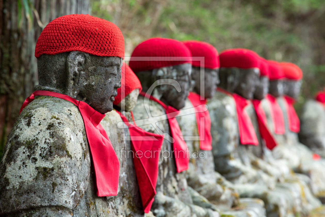 Bild-Nr.: 12086401 Jizo Statuen in in Nikko - Japan erstellt von eyetronic