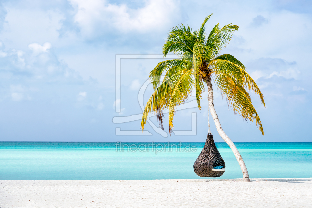 Bild-Nr.: 12086664 Entspannen in einer Hängeschaukel am Strand erstellt von eyetronic