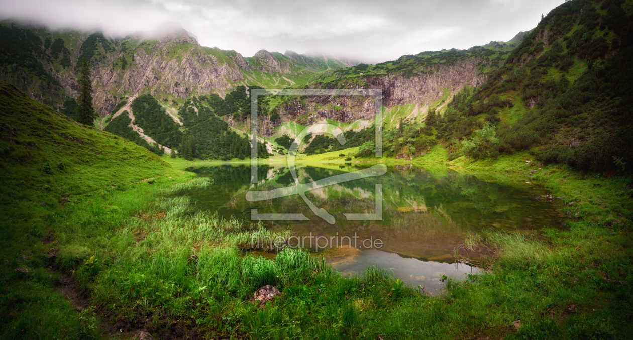 Bild-Nr.: 12114622 Wundereschöner Bergsee in der Dämmerung erstellt von Smileus