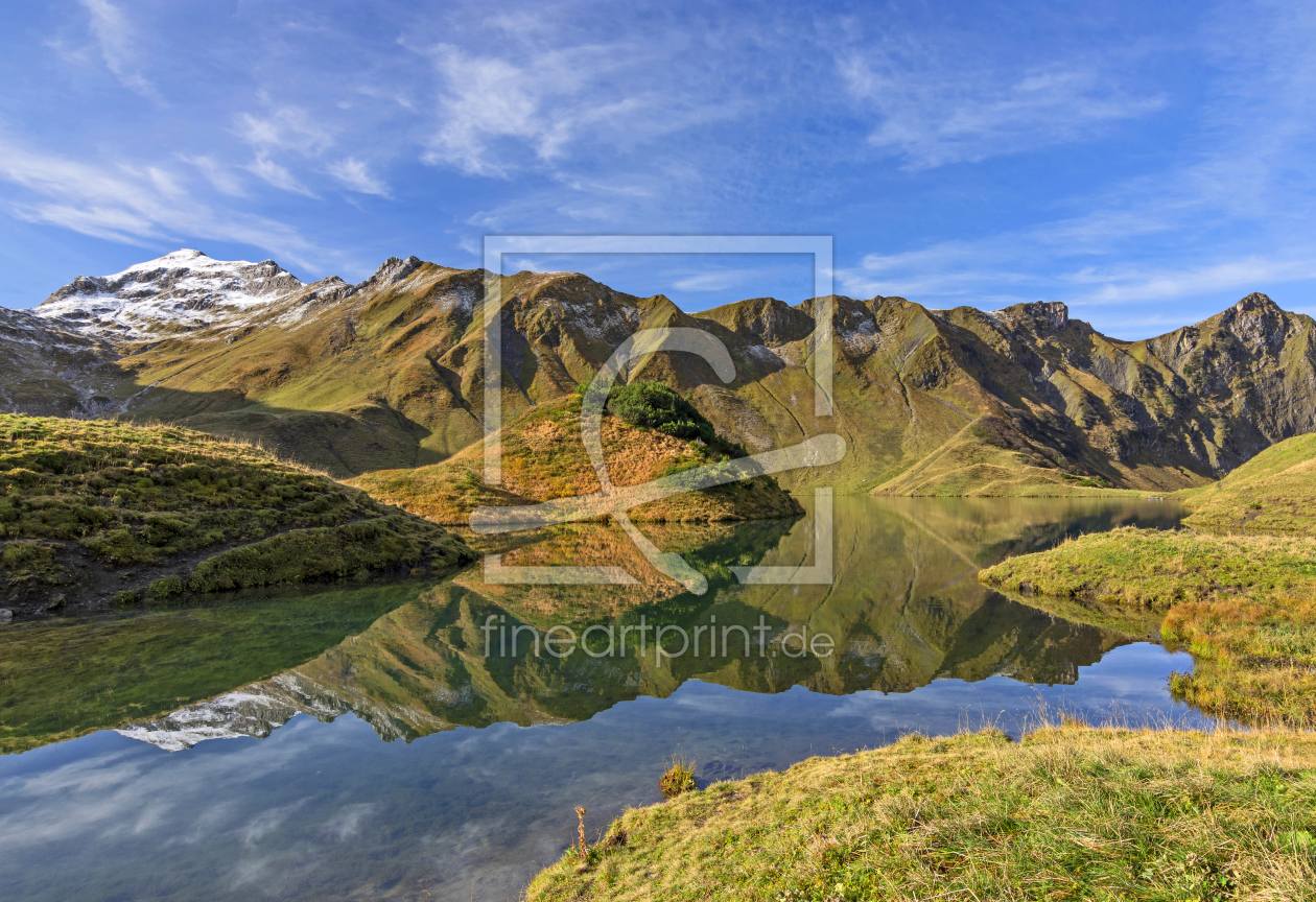 Bild-Nr.: 12171558 Idyllischer Bergsee im Herbst erstellt von Andreas Föll