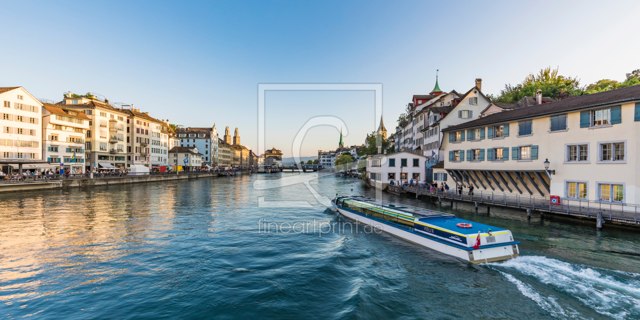 Bild-Nr.: 12172526 Ausflugsboot auf der Limmat in Zürich erstellt von dieterich