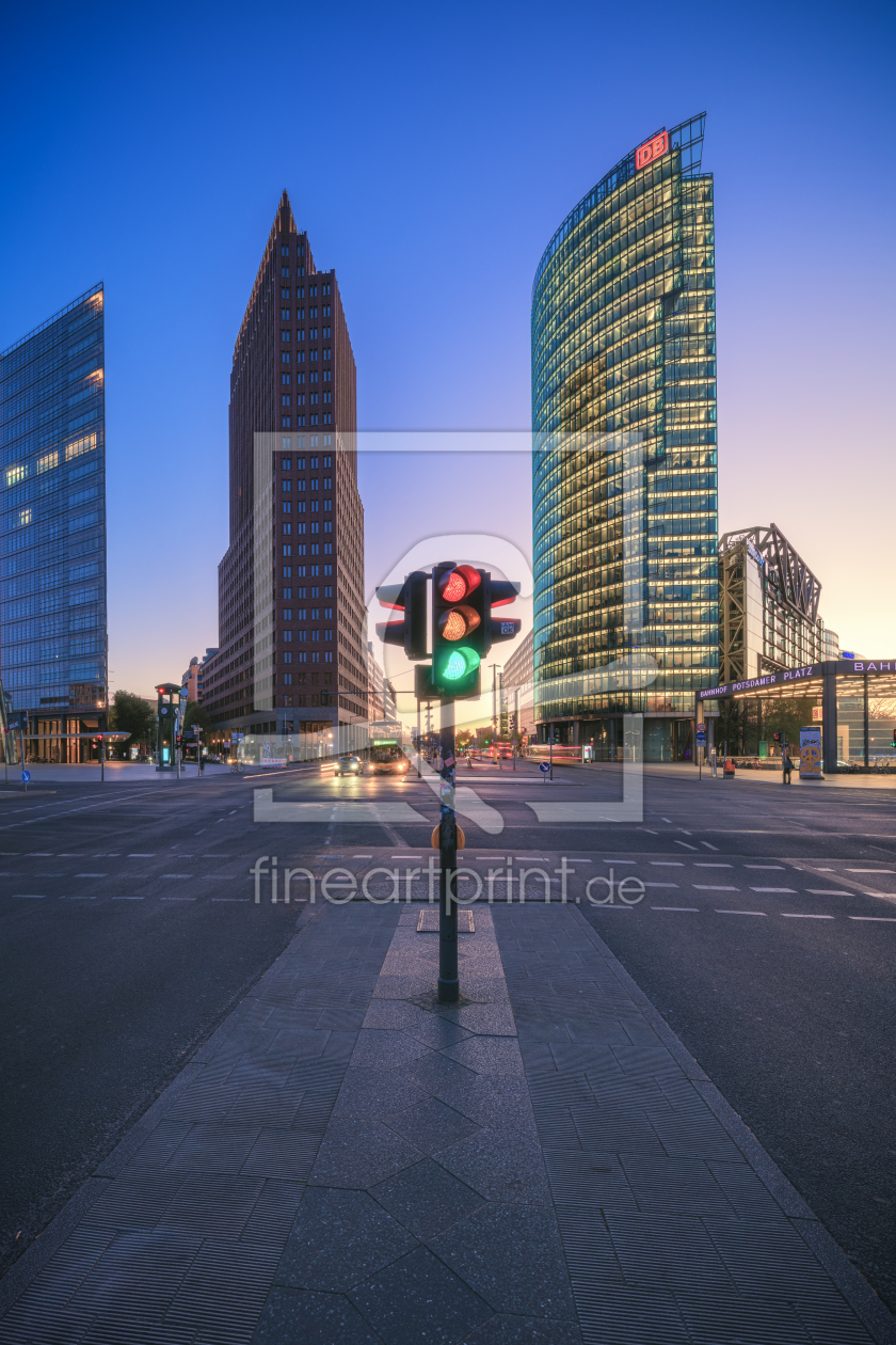 Bild-Nr.: 12200451 Potsdamer Platz in Berlin mit Ampel erstellt von Jean Claude Castor