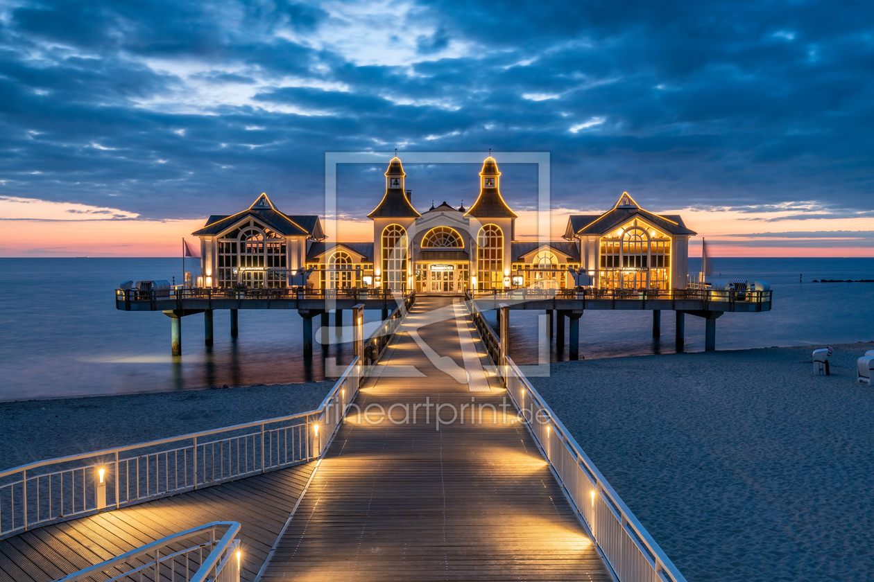 Bild-Nr.: 12232009 Seebrücke Sellin am Ostseestrand auf Rügen erstellt von eyetronic
