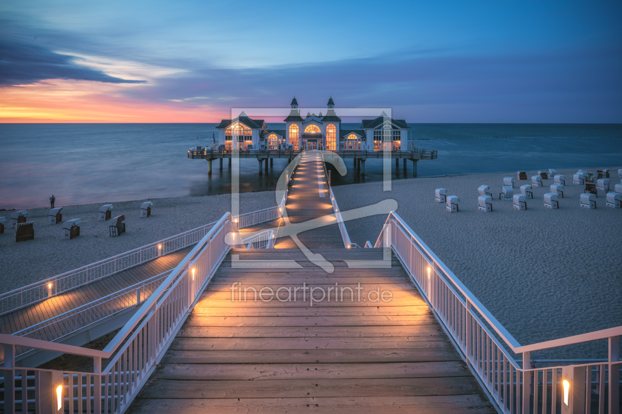 Bild-Nr.: 12235463 Seebrücke Sellin zum Sonnenuntergang erstellt von Jean Claude Castor