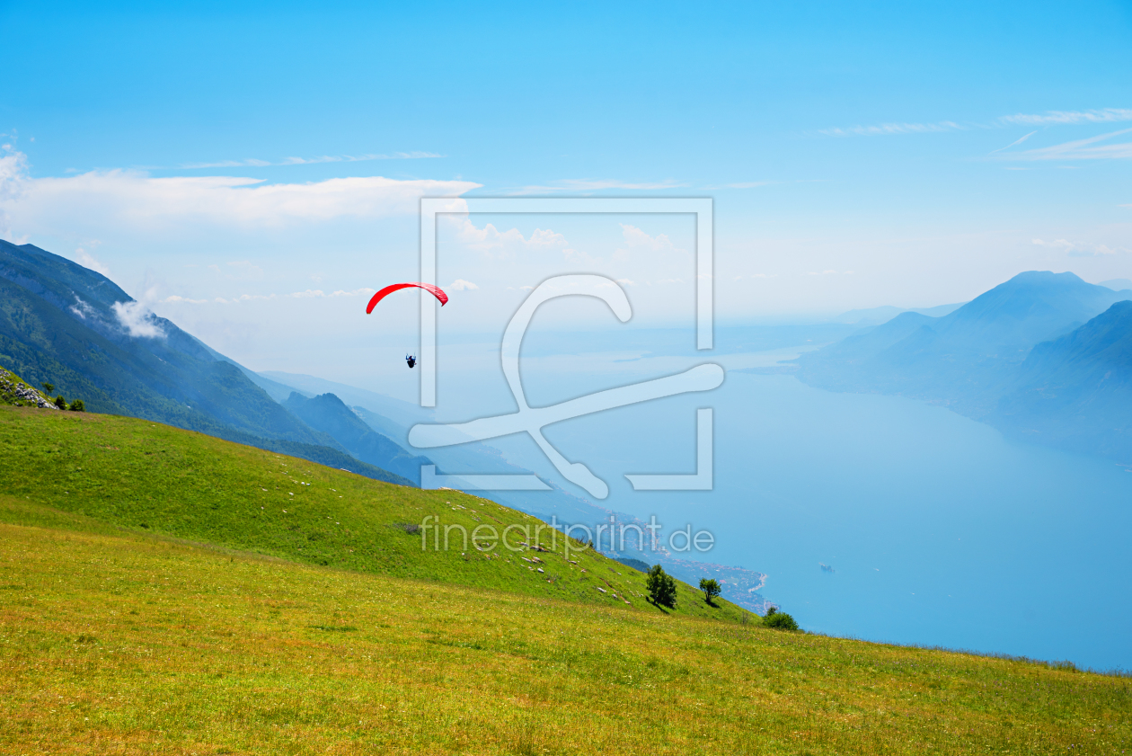 Bild-Nr.: 12241370 Gleitschirmflug Gardasee Monte Baldo erstellt von SusaZoom