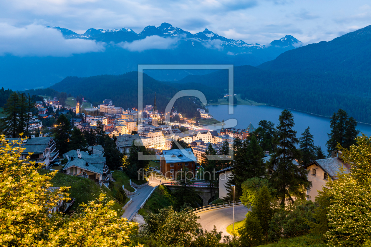 Bild-Nr.: 12259613 Sankt Moritz in der Schweiz am Abend erstellt von dieterich