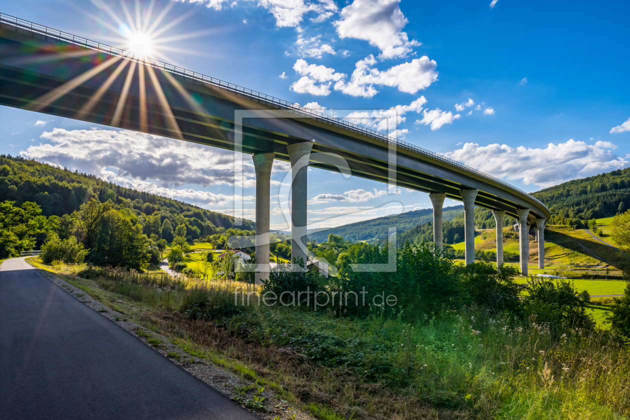 Bild-Nr.: 12260492 Sonnige Aussicht auf Sinntal Brücke erstellt von raphotography88