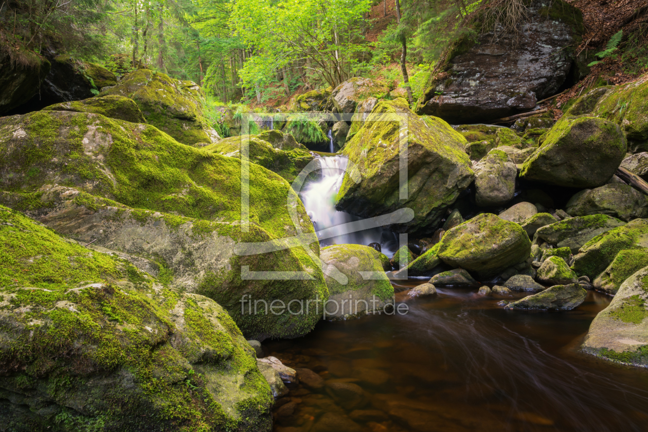 Bild-Nr.: 12287934 Bach in felsiger Landschaft erstellt von luxpediation