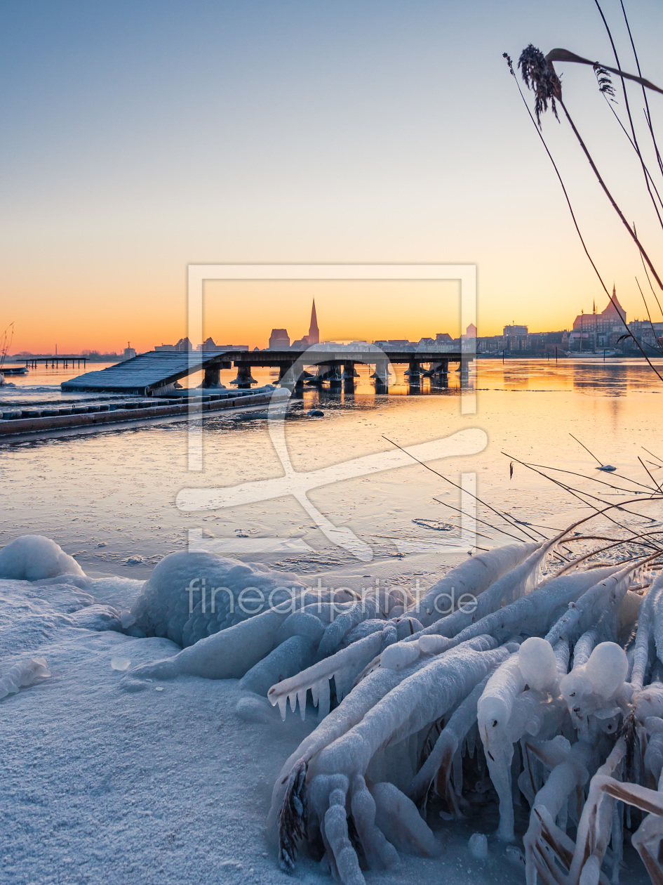 Bild-Nr.: 12288786 Blick über die Warnow auf Rostock im Winter erstellt von Rico Ködder