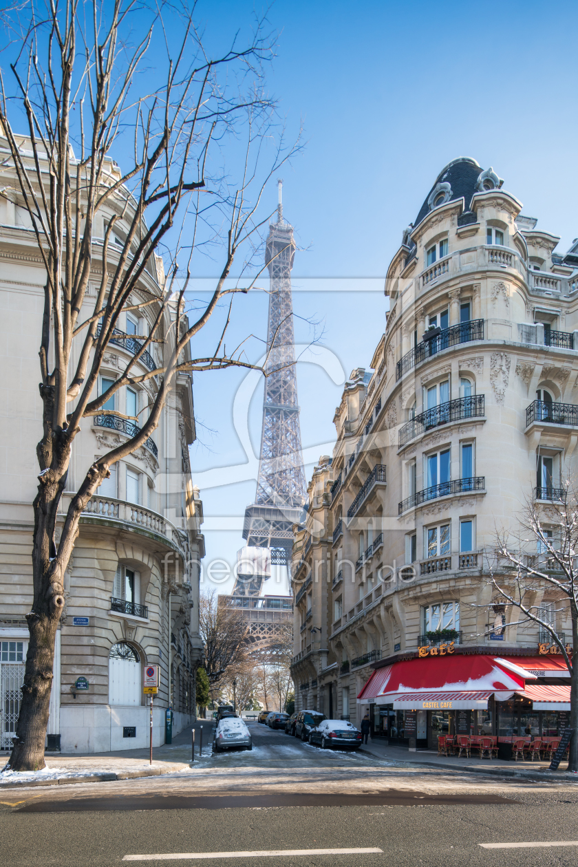 Bild-Nr.: 12350593 Eiffelturm an der Rue de Buenos Aires in Paris erstellt von eyetronic