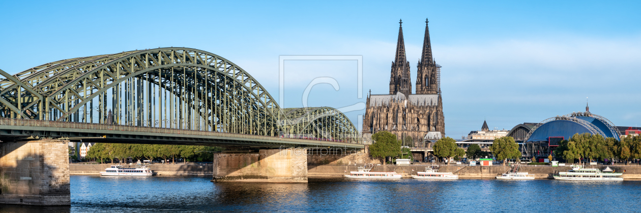 Bild-Nr.: 12366602 Skyline von Köln entlang dem Rheinufer erstellt von eyetronic