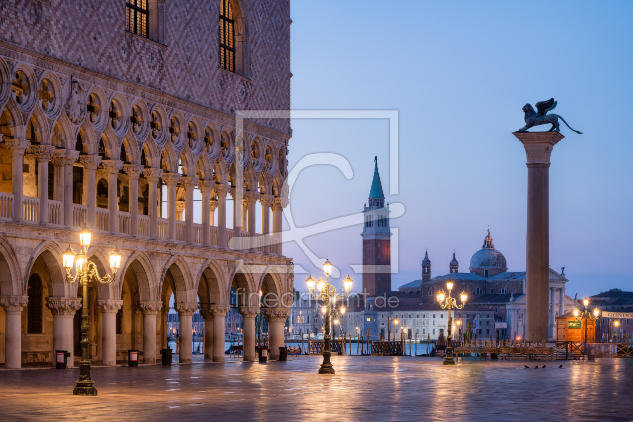 Bild-Nr.: 12368423 Markusplatz in Venedig  erstellt von eyetronic