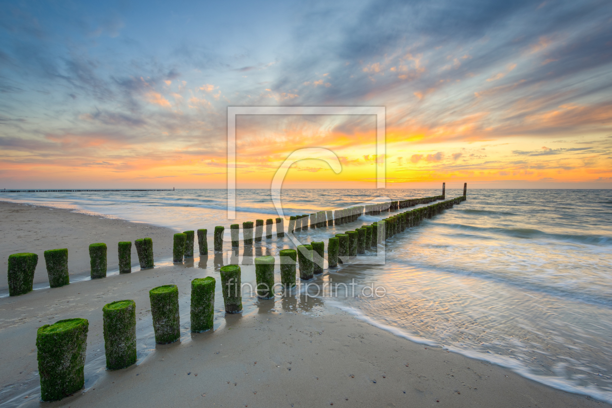 Bild-Nr.: 12375167 Sonnenuntergang am Strand von Domburg erstellt von Michael Valjak