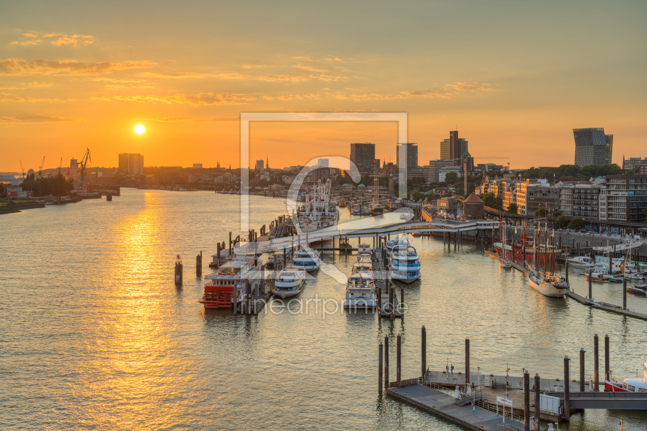 Bild-Nr.: 12387467 Goldener Sonnenuntergang in Hamburg erstellt von Michael Valjak