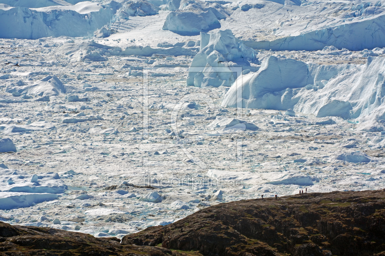 Bild-Nr.: 12390836 Menschen am Eisfjord erstellt von reinhard Pantke