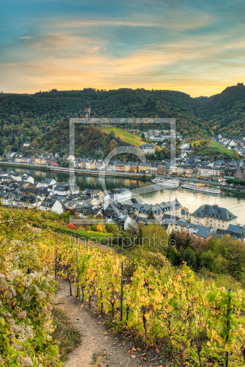 Bild-Nr.: 12396266 Cochem im Herbst erstellt von Michael Valjak