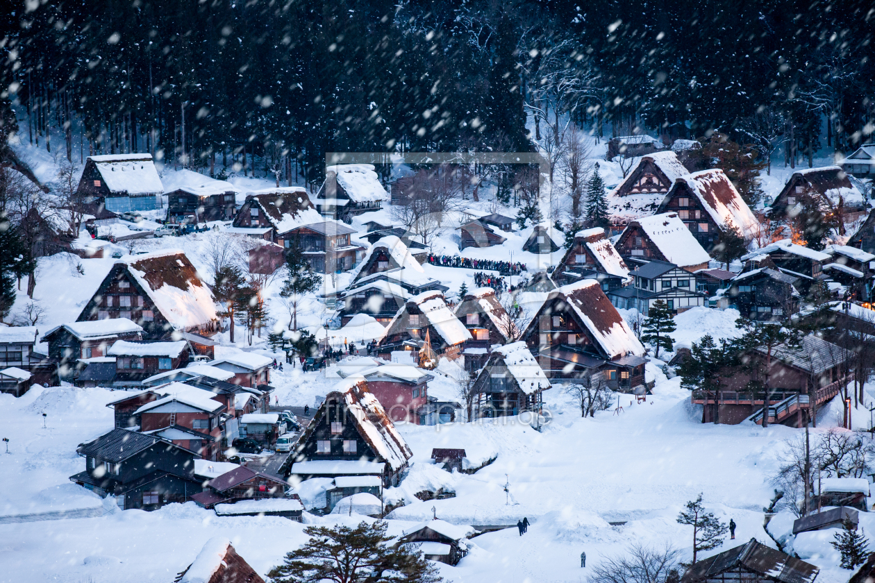Bild-Nr.: 12398150 Das Dorf Shirakawago im Winter erstellt von eyetronic