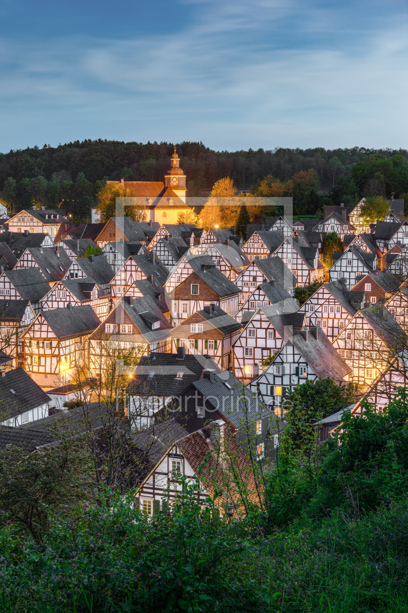 Bild-Nr.: 12406835 Freudenberg im Siegerland am Abend erstellt von Michael Valjak