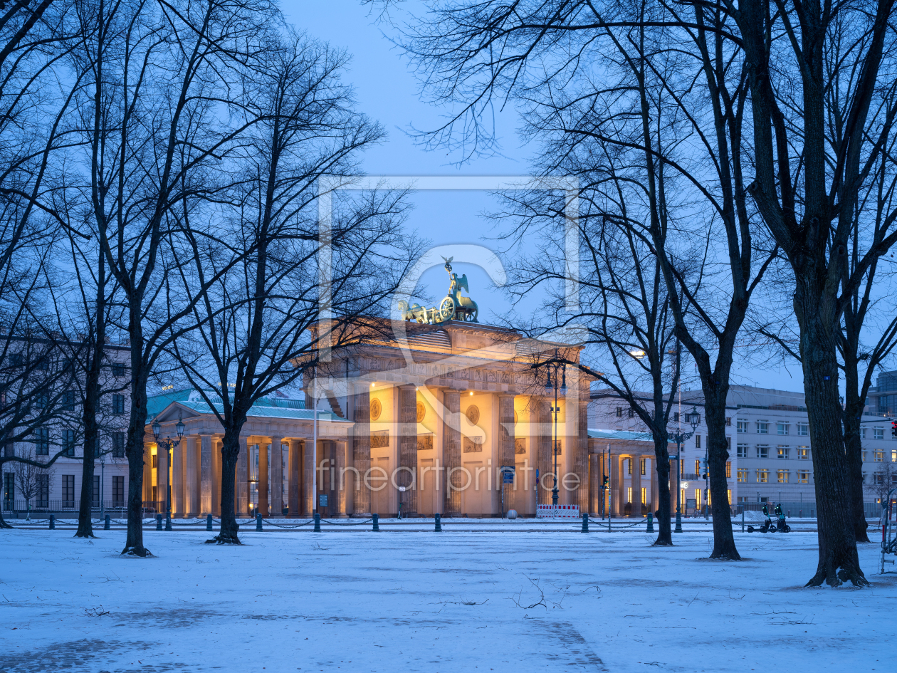 Bild-Nr.: 12407687 Brandenburger Tor im Winter erstellt von eyetronic