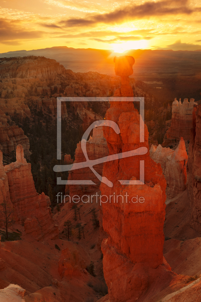 Bild-Nr.: 12424139 Thors Hammer bei Sonnenaufgang im Bryce Canyon erstellt von KundenNr-360966