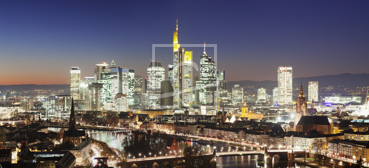 Bild-Nr.: 12424188 Skyline von Frankfurt zur blauen Stunde erstellt von KundenNr-360966