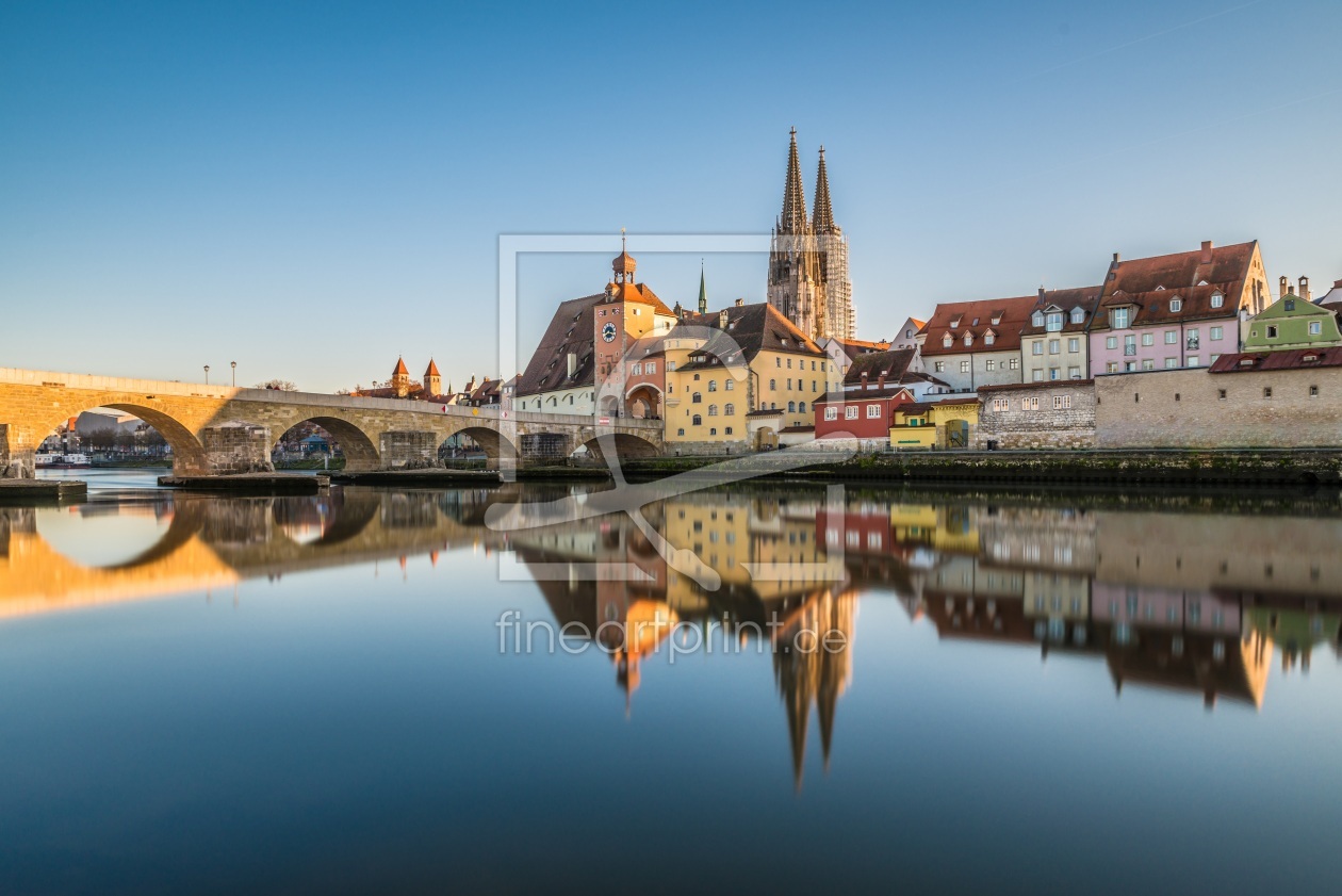 Bild-Nr.: 12426949 Regensburg mit steinerne Brücke und Dom erstellt von StGrafix