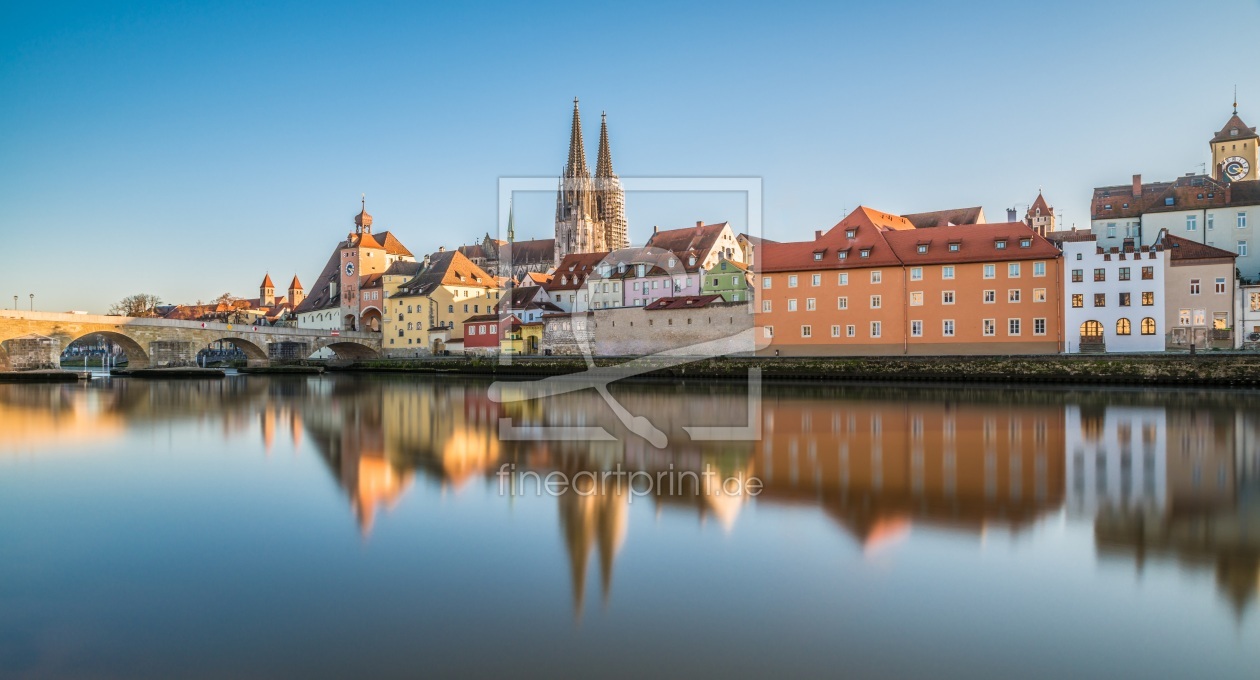 Bild-Nr.: 12426958 Regensburg mit steinerne Brücke und Dom erstellt von StGrafix